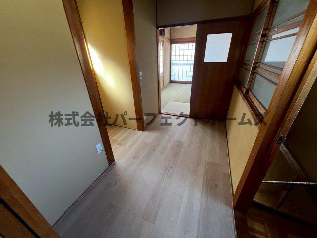 香里園町戸建　賃貸の内装|2階ホールです