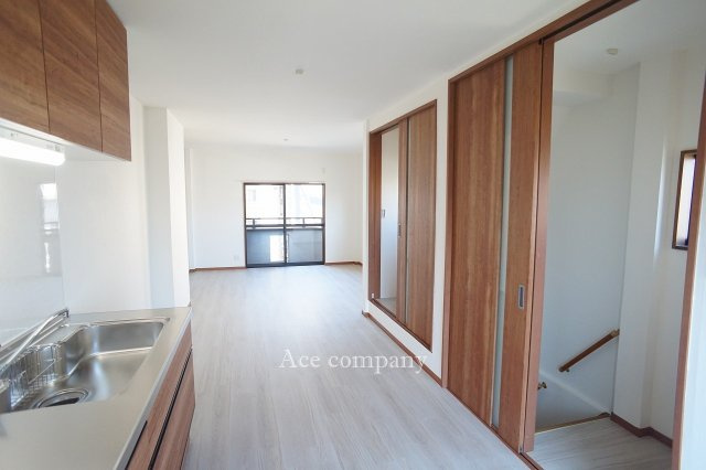 【居間・リビング】 | 生野区巽南5丁目 | 【LDK】