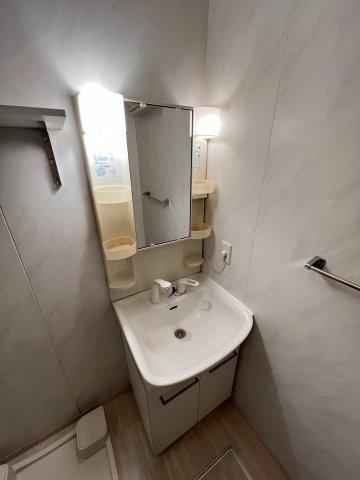 【独立洗面台】