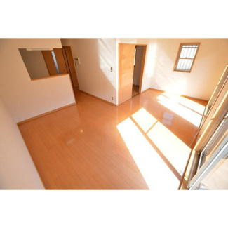 【居間・リビング】 | ソフィア | 現況優先、同タイプ、写真は角部屋