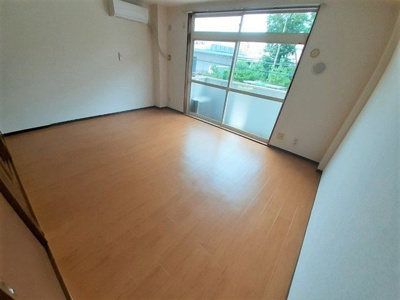 【居間・リビング】 | レーベンハイツＢ