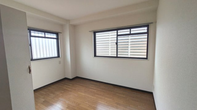 【寝室】 | ルナ コート