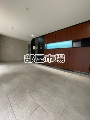 プライムコート浅草のエントランス