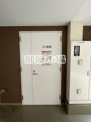 プライムコート浅草のその他共用部分|敷地内ゴミ置き場