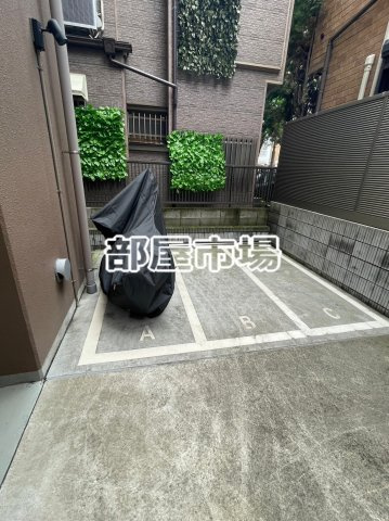 プライムコート浅草のその他共用部分|バイク置き場