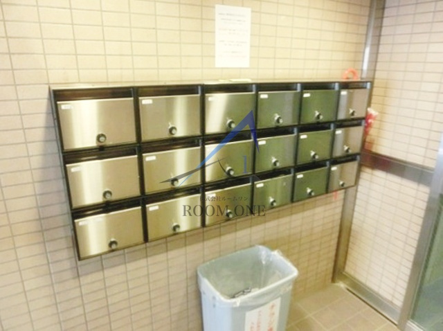 プレステート両国のその他共用部分|集合ポストです。