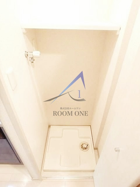 ガラ・グランディ中野の設備|洗濯機置き場です。