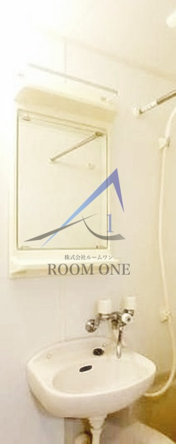 ガラ・グランディ中野の洗面所|洗面台です。