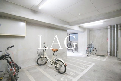 【その他共用部分】 | パークウェル麻布十番 | 駐輪場です。