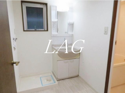 【洗面所】 | アブレスト浜町 | 洗面台です。