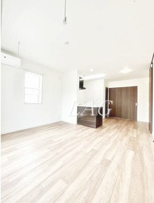 【居間・リビング】 | コンソラーレ南麻布 | 洋室のお部屋です。