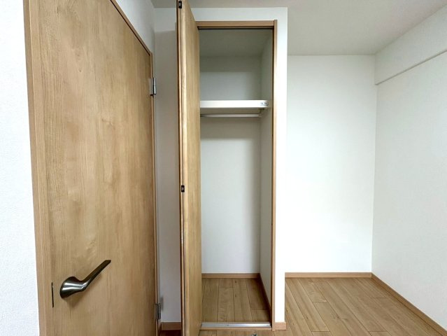 ◆リフォーム済みの美室◆広々専用庭＆テラス付き３LDK◆ディオ・フェルティ丹波橋右芳館の収納|クローゼット