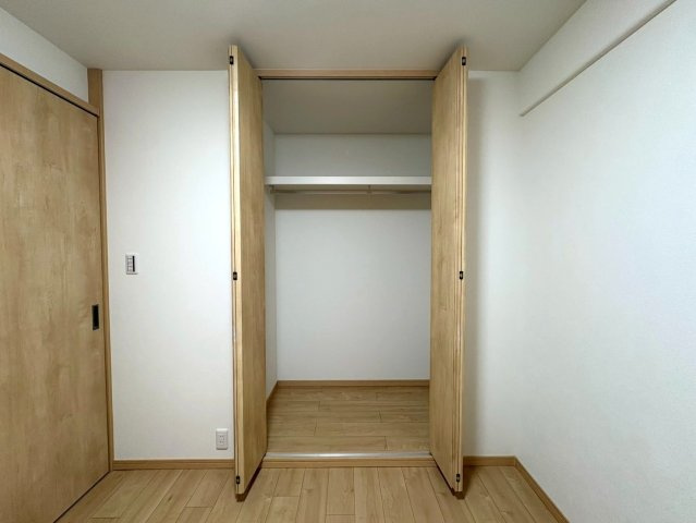 ◆リフォーム済みの美室◆広々専用庭＆テラス付き３LDK◆ディオ・フェルティ丹波橋右芳館の収納|クローゼット