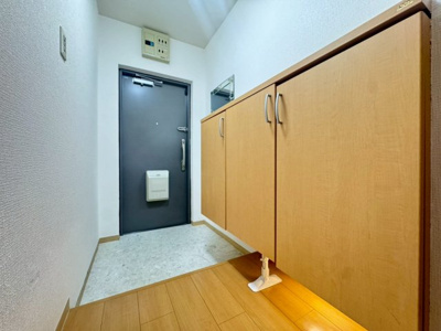 【玄関】 | 緑地公園パークハイツ