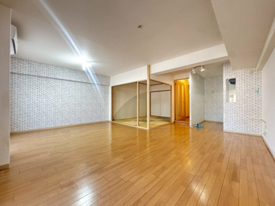 【居間・リビング】 | 緑地公園パークハイツ