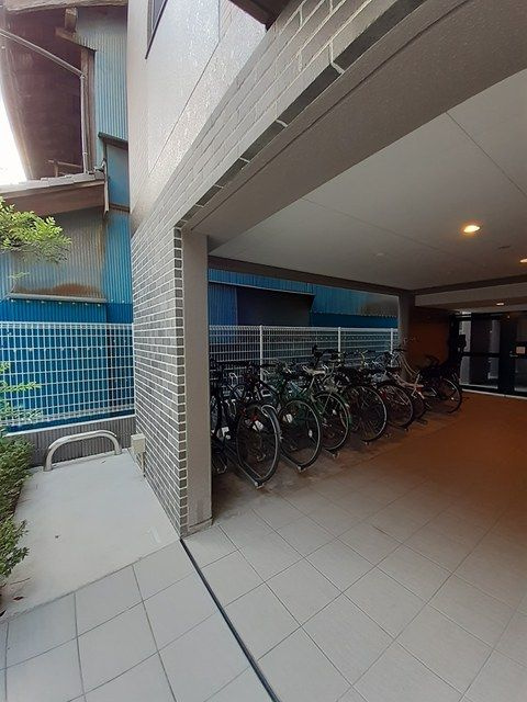 スピティ根津のその他共用部分|駐輪場