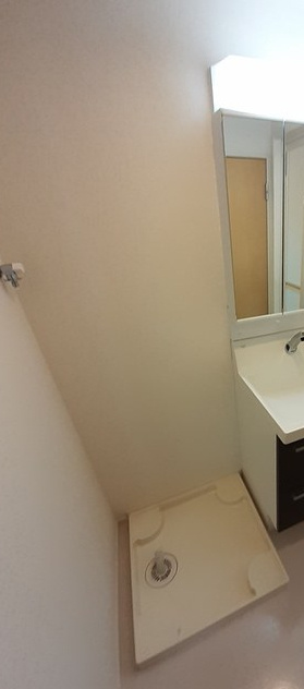 スピティ根津の設備|洗濯機置場