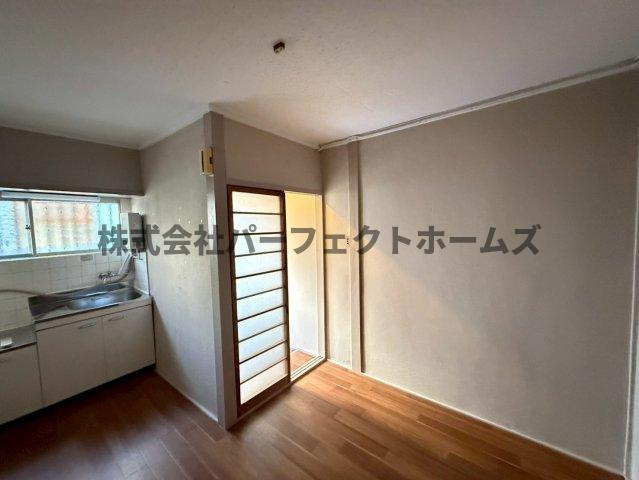 田口1丁目テラスハウスのキッチン|ダイニングキッチンです