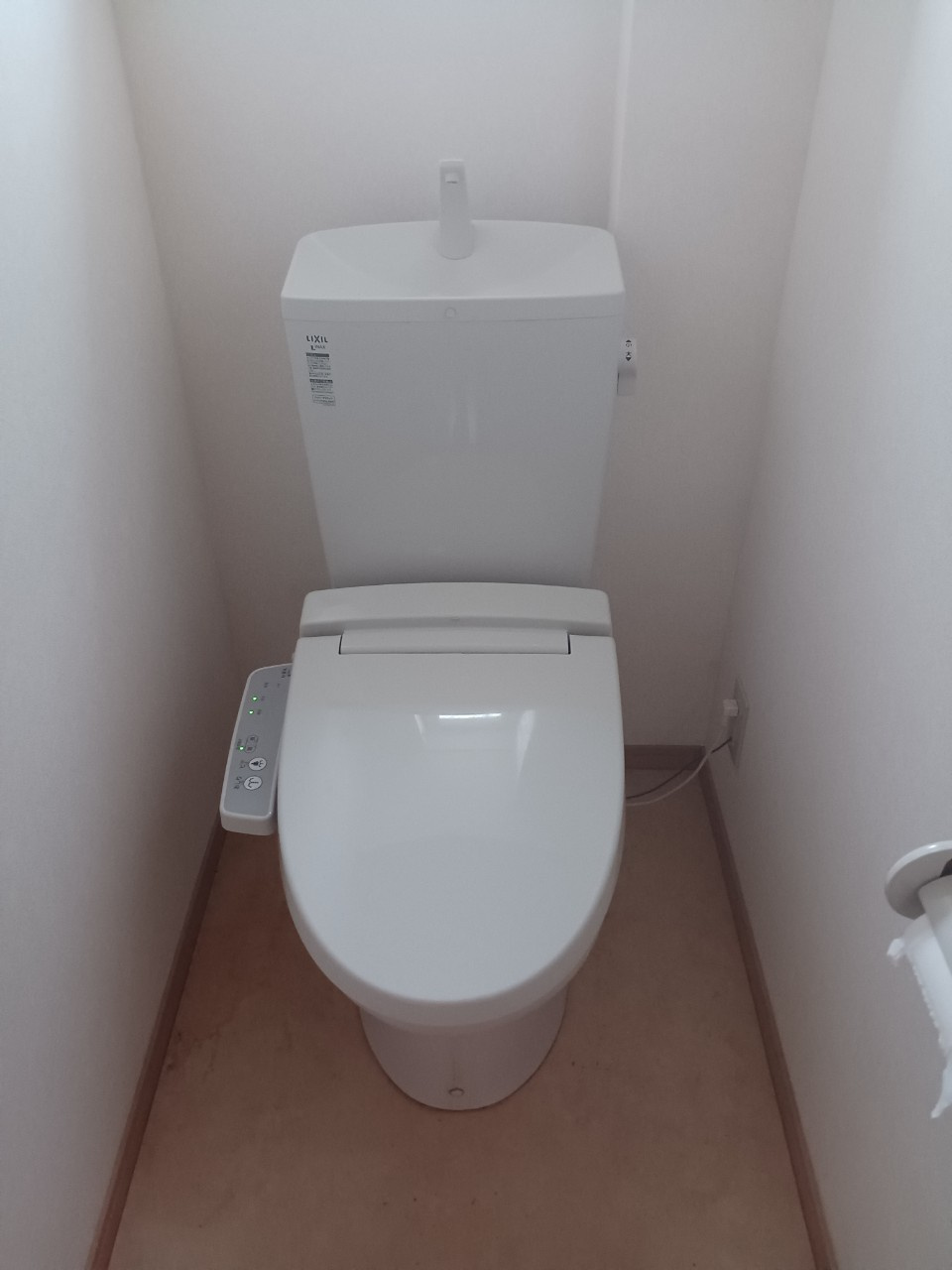 ヴェルジェ畑中のトイレ|清潔感のある空間で、ほっとひと息つける場所。