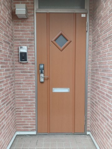 ヴェルジェ畑中の玄関|※入居中の為、同タイプ別のお部屋の写真となります。