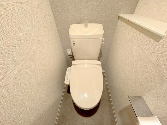 コンフォリア新大阪宮原Qのトイレ