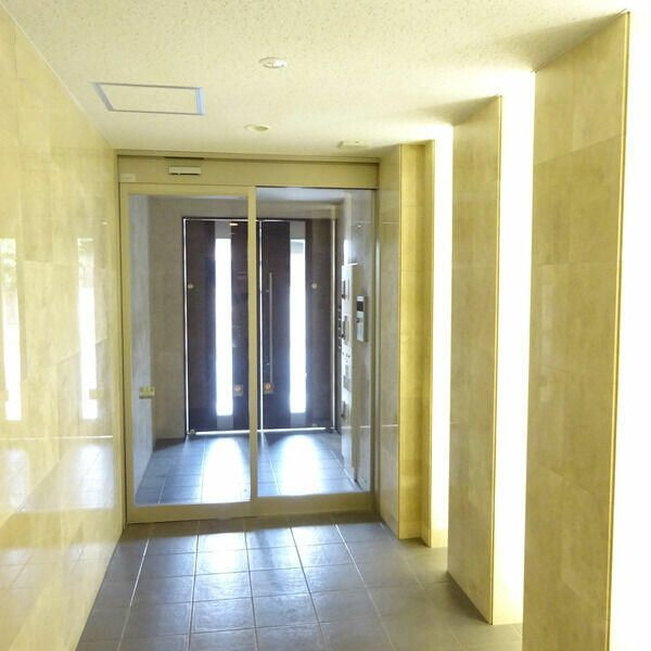 レジデンスサルバトーレのエントランス