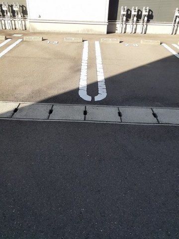 メゾン・パティオス　Ｂの駐車場