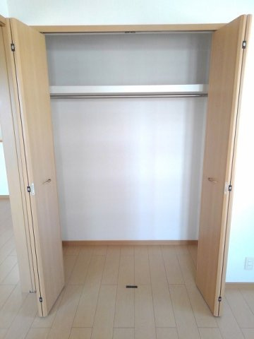 メゾン　アクティブ　Ｂの収納|小物を収納するのに便利です