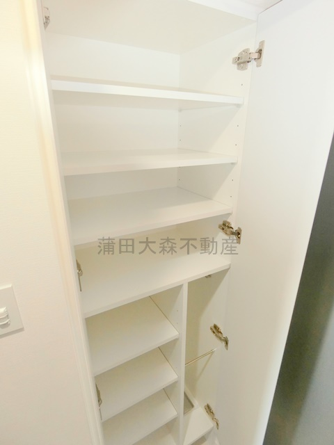 GRAN PASEO蒲田Ⅲの設備|玄関収納　シューズBOX　