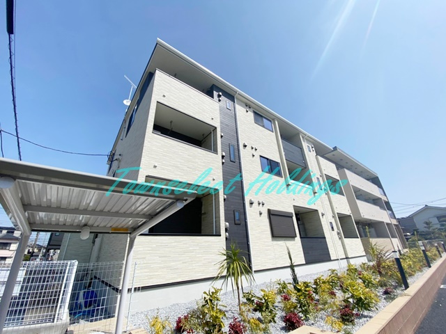 平塚市高浜台のアパートの外観