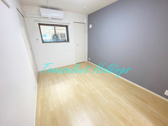 平塚市高浜台のアパートの寝室