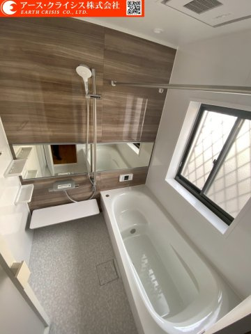 【浴室】 | 流山市三輪野山1丁目 | 一日の疲れをゆったり癒せる浴室。落ち着いた空間設計で、毎日のバスタイムが楽しみになります。換気もしやすく、清潔感を保ちやすい仕様です。