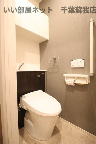カエラ・シェリのトイレ|落ち着いた色調のトイレです