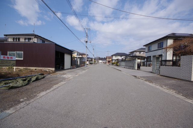 宇都宮市清原台２丁目　土地の前面道路含む現地写真