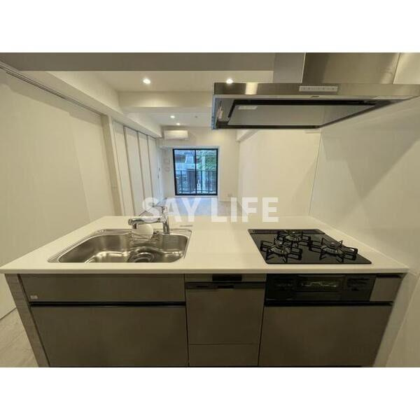 コンフォリア・リヴ谷町四丁目のキッチン