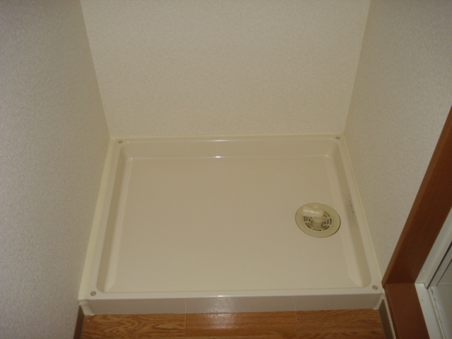 ローズガーデンのその他|洗濯機置場（イメージ）