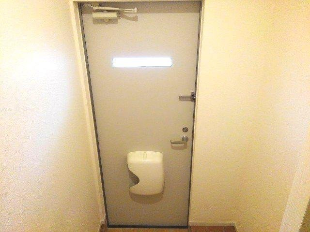 パストラルの玄関