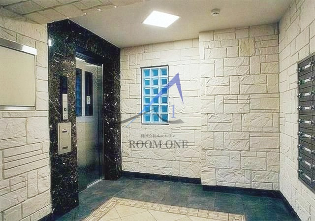 グランド・ガーラ西新宿Ｅａｓｔのエントランス|エントランスです。