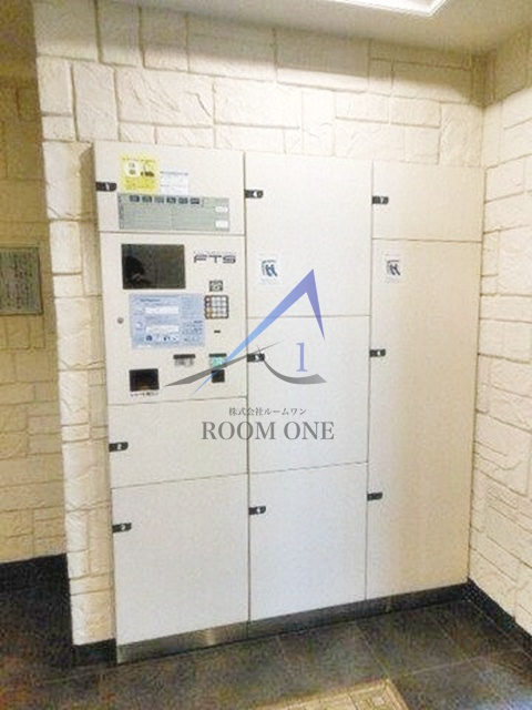 グランド・ガーラ西新宿Ｅａｓｔのその他共用部分|宅配ボックスです。
