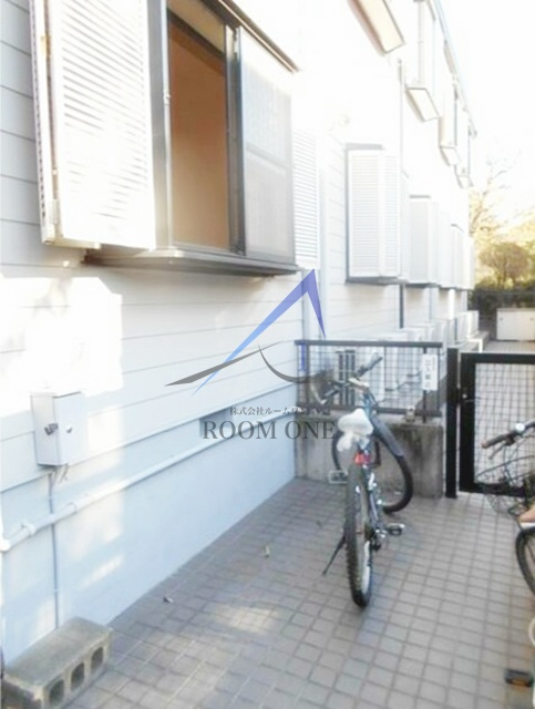 メゾン・プルミエール経堂のその他共用部分|駐輪場です。