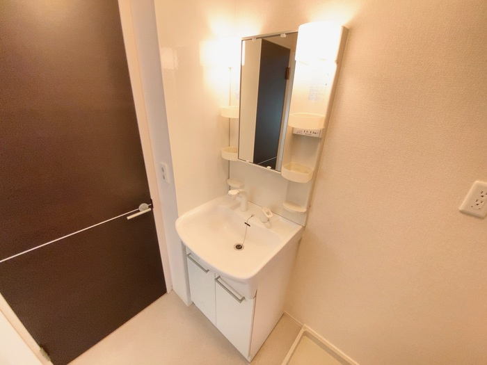 ルミエール野口の洗面所|※同タイプの部屋写真です
