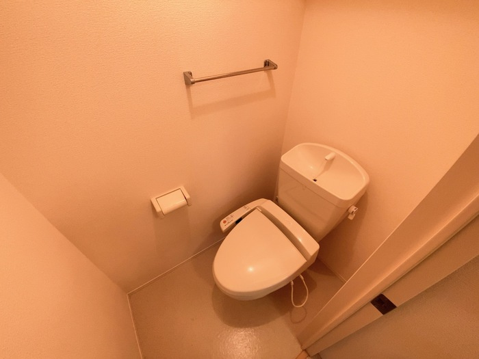 ルミエール野口のトイレ|※同タイプの部屋写真です