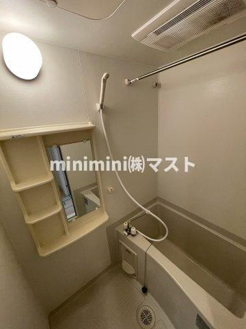プレサンス難波元町の浴室