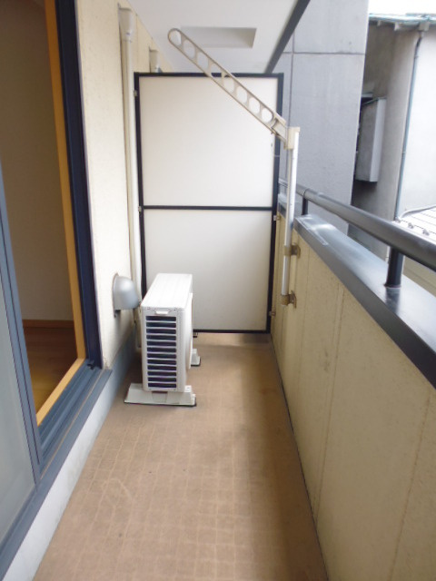 エクセル２のバルコニー|バルコニー