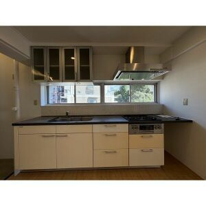 福岡市中央区桜坂３丁目の賃貸マンションのキッチン