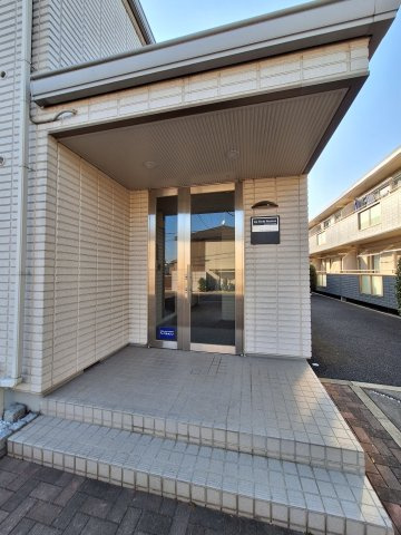 Up Field Maisonのエントランス