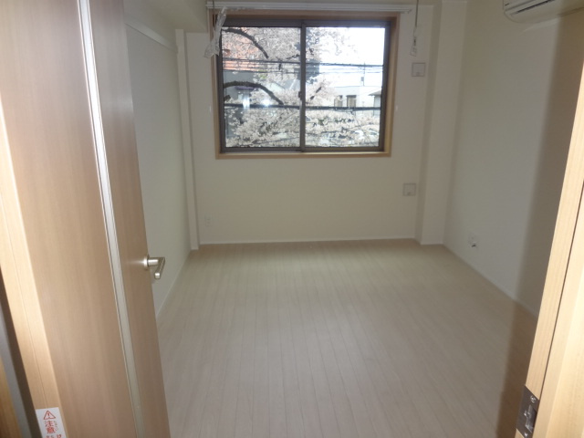 Cubeの居間・リビング