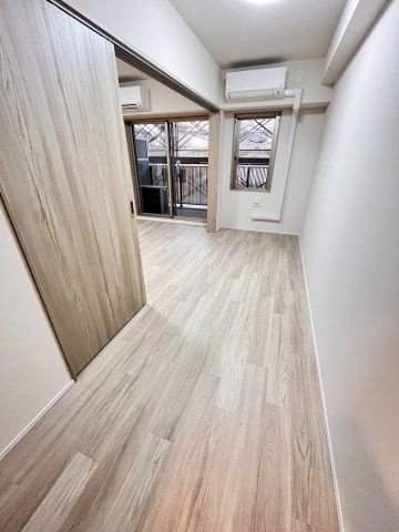 スプランディッド天王寺SOUTHの洋室