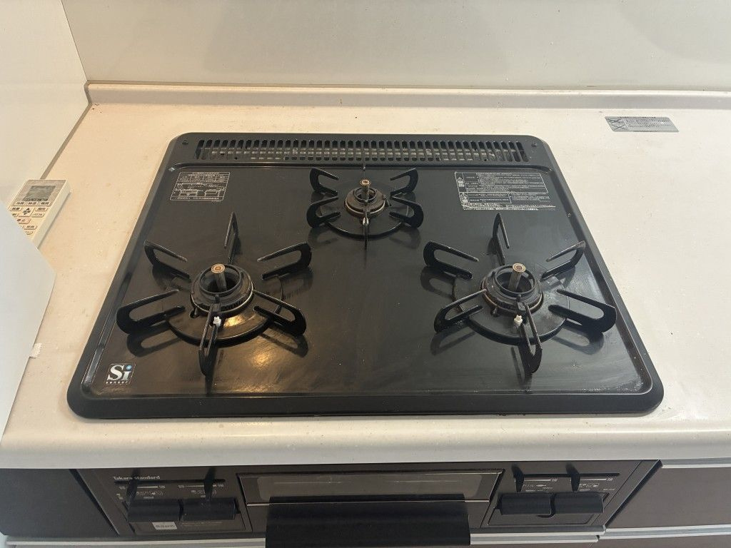 ミュージョンのキッチン|3口コンロ