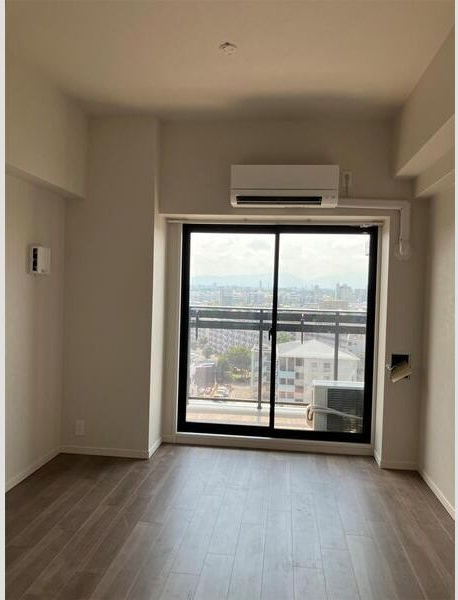 S-RESIDENCE堺湊駅前azureの居間・リビング